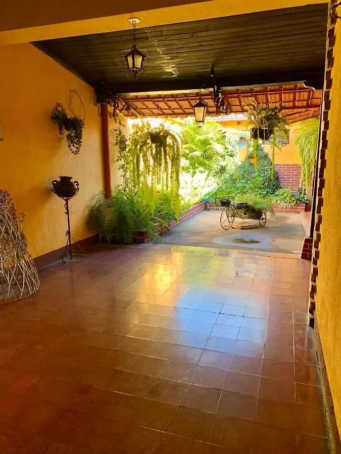 Penzion Hotel Casa Estilo Colonial 365 Dias Del Ano Disponible Antigua Guatemala